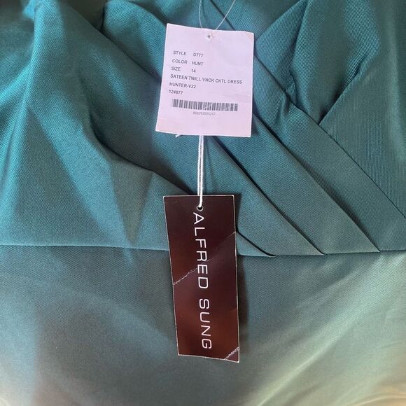 Alfred Sung NWT Alfred Sung Dress Size 14 Forest Green Spaghetti Strap formal dr - Picture 4 of 5